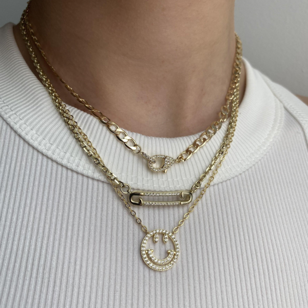 Affordable Elegance: The Most Fashionable Cheap Necklaces of the Year